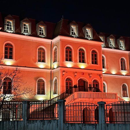 Hostel Prishtina Backpackers プリシュティナ エクステリア 写真