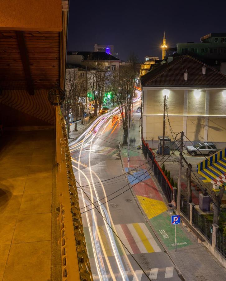 Hostel Prishtina Backpackers プリシュティナ エクステリア 写真